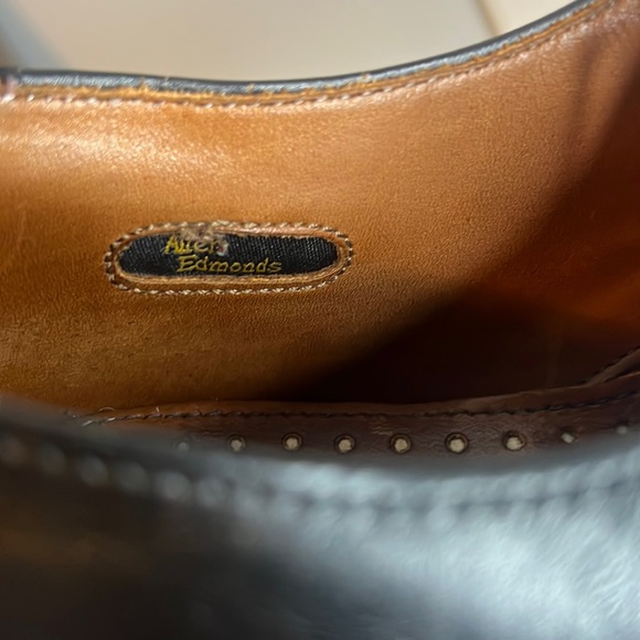 ALLEN EDMONDS SUTTER DRESS SHOES - Picture 6 of 8